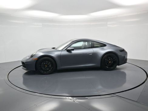 Used 2025 Porsche 911 Carrera image 2