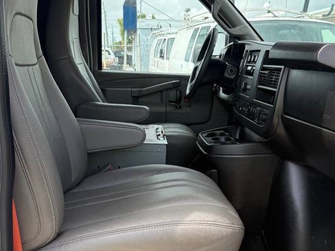 Used 2018 Chevrolet Express 2500 w/ Driver Convenience Package RWD image 38