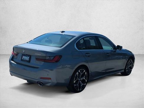 Used 2026 BMW 330i Sedan w/ Convenience Package RWD image 5