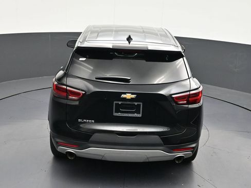 Used 2023 Chevrolet Blazer LT FWD image 19