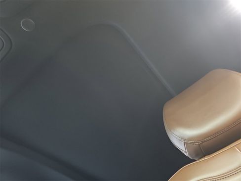 Used 2020 Lincoln Aviator Reserve w/ Elements Package Plus image 29