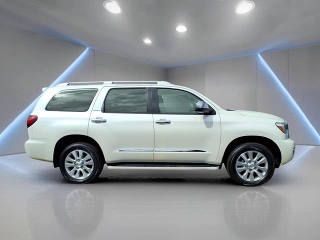 Used 2019 Toyota Sequoia Platinum AWD/4WD image 24