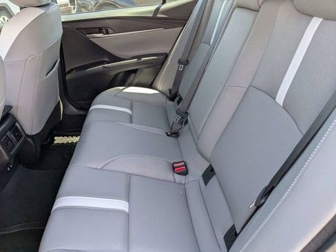Used 2025 Toyota Camry SE FWD image 13
