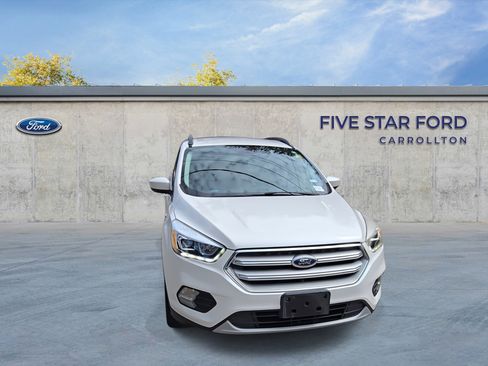 Certified 2019 Ford Escape SEL image 3