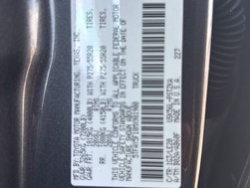 Used 2021 Toyota Tundra Platinum image 18