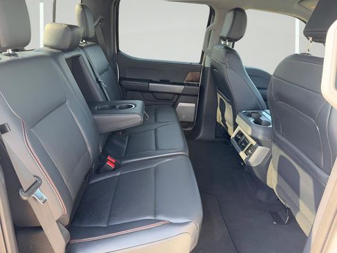 Used 2024 Ford F250 Lariat image 33