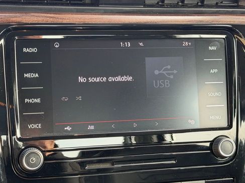 Used 2020 Volkswagen Passat 2.0T SEL image 25