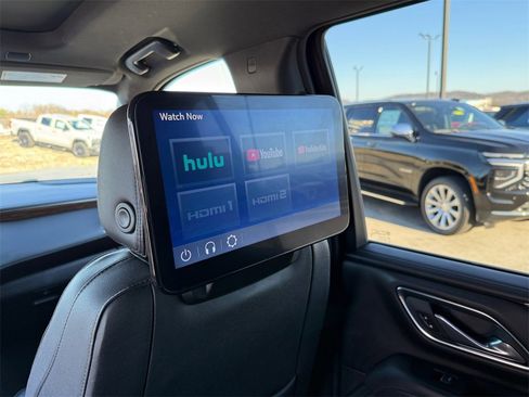 Used 2024 Chevrolet Tahoe High Country w/ Advanced Technology Package image 26