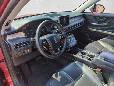 Used 2022 Lincoln Corsair AWD w/ Equipment Group 101A image 8