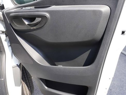 Used 2024 Mercedes-Benz Sprinter 4500 image 13