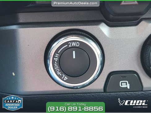 Used 2017 Toyota Tacoma TRD Off-Road image 20