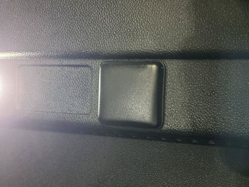 Certified 2025 GMC Terrain Elevation AWD/4WD image 28