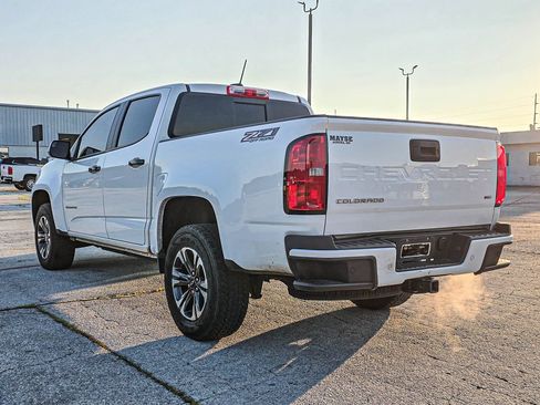 Used 2022 Chevrolet Colorado Z71 AWD/4WD image 4