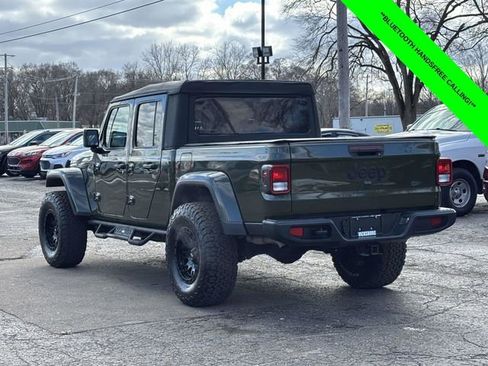 Used 2023 Jeep Gladiator Sport image 5