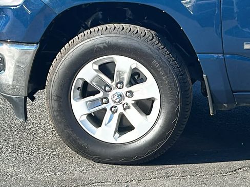Used 2023 RAM 1500 Laramie AWD/4WD image 9