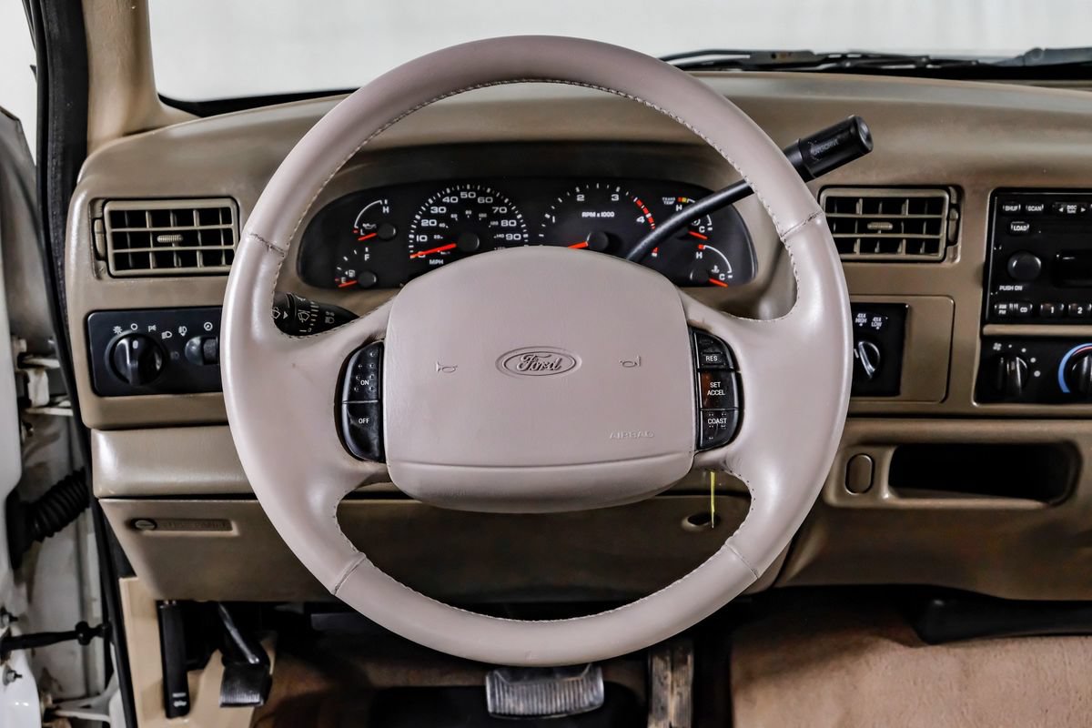 Used 2002 Ford F250 Lariat AWD/4WD image 16