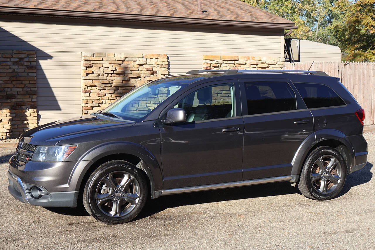 Used 2017 Dodge Journey Crossroad FWD image 5