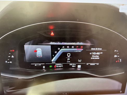 Used 2023 Audi SQ7 Prestige image 6