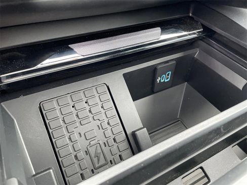 Used 2025 Ford F350 Lariat w/ Chrome Package image 24