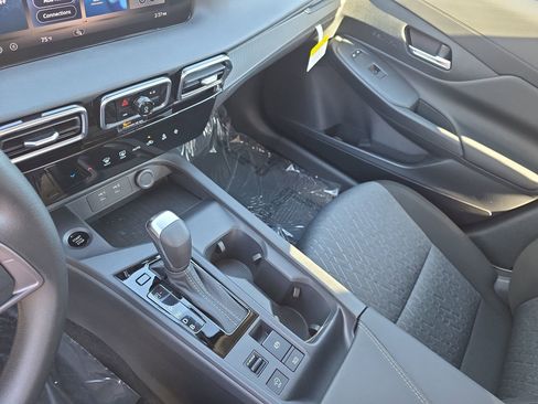 New 2026 Nissan Sentra SV w/ Floor Mat Package FWD image 24