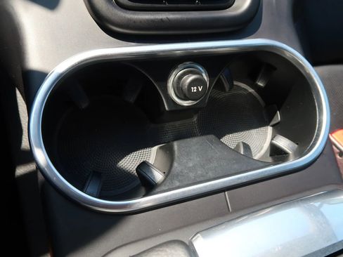 Used 2018 Porsche Cayenne S image 33