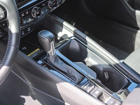 Used 2025 Honda Accord Touring image 27