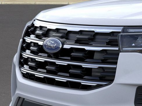 New 2026 Ford Explorer Active image 17