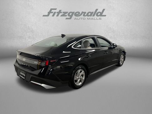 Used 2025 Hyundai Sonata SE FWD image 7