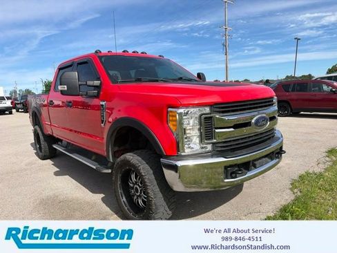 Used 2017 Ford F250 XLT AWD/4WD image 1