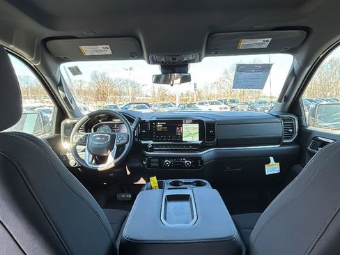 New 2026 GMC Sierra 1500 SLE image 26