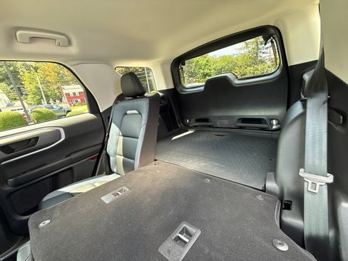Used 2025 Ford Bronco Sport Outer Banks w/ Outer Banks Tech Package+ AWD/4WD image 18