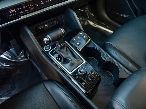 Used 2023 Kia Sportage SX image 19