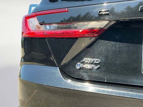 Used 2025 Toyota Camry SE w/ Convenience Package AWD/4WD image 19
