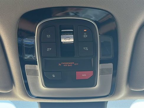 Used 2023 Hyundai Santa Fe SEL w/ Premium Package FWD image 31