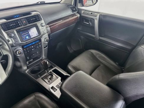 Used 2017 Toyota 4Runner Limited AWD/4WD image 22