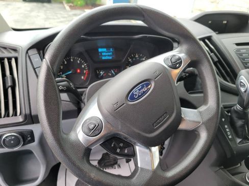 Used 2018 Ford Transit 150 XL RWD image 23
