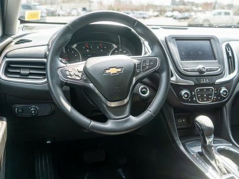 Used 2024 Chevrolet Equinox LT FWD image 14