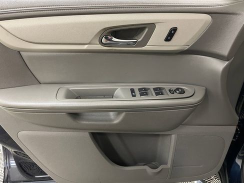 Used 2015 Chevrolet Traverse LS w/ LPO, 'HIT The Road' Package FWD image 22