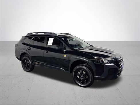 Used 2022 Subaru Outback Wilderness image 4
