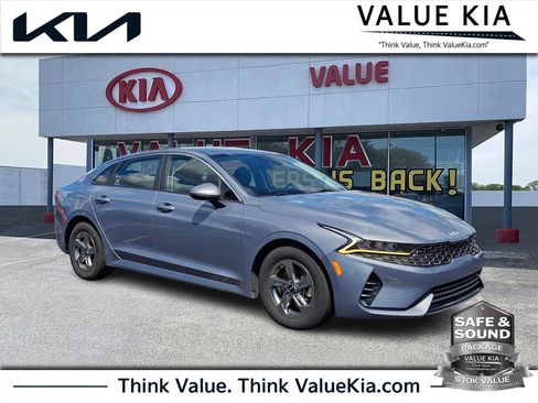 Certified 2022 Kia K5 LXS FWD image 1