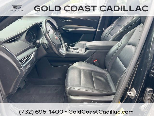 Used 2019 Cadillac XT4 Premium Luxury w/ Cold Weather Package FWD image 12