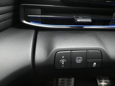 New 2026 Hyundai Elantra Sport FWD image 20