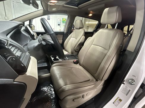 Used 2024 Honda Odyssey Elite image 21