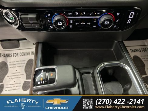 Used 2024 Chevrolet Silverado 1500 High Country w/ High Country Premium Package AWD/4WD image 29