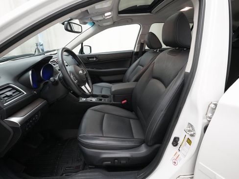 Used 2016 Subaru Outback 2.5i Limited image 6