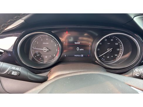 Used 2023 Buick Encore GX Essence w/ Experience Buick Package AWD/4WD image 24