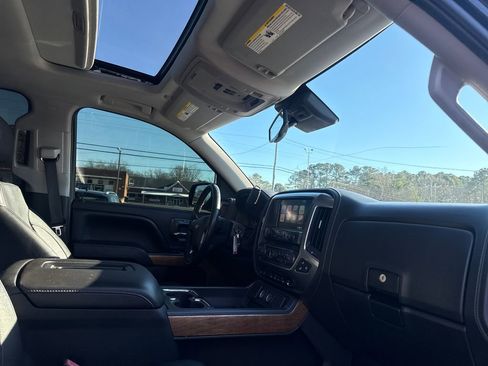 Used 2016 Chevrolet Silverado 1500 LTZ w/ LTZ Plus Package image 26