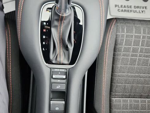 Certified 2025 Honda HR-V Sport image 23