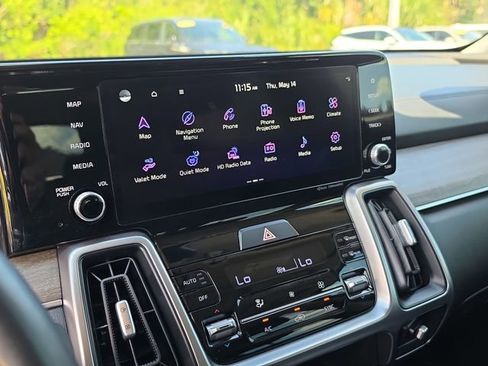 Used 2023 Kia Sorento EX w/ Panoramic Sunroof Package FWD image 25