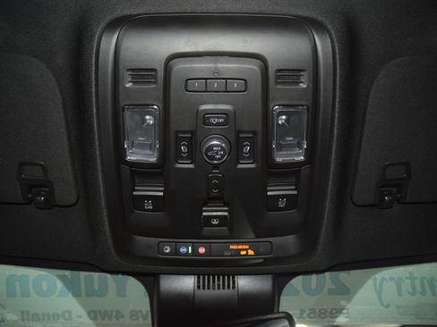 Used 2024 GMC Yukon XL Denali AWD/4WD image 54